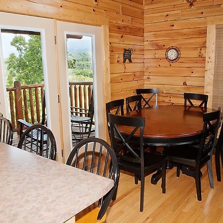 ホテルBlack Bear Ridge セバービル エクステリア 写真